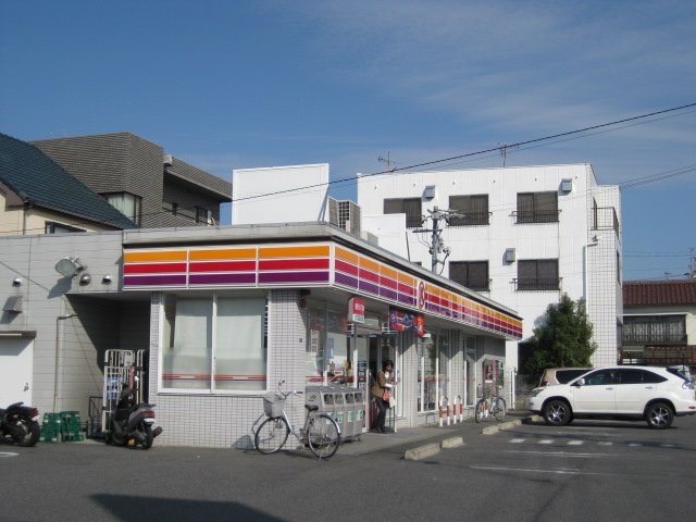 ラ・メール サークルK辰巳町店まで649ｍ