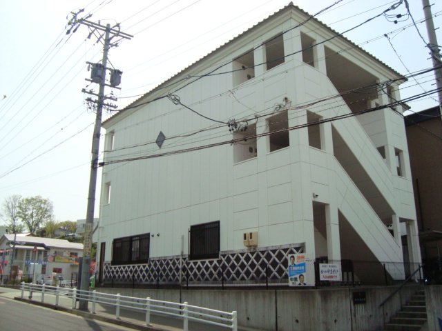 アートメゾン藍 外観写真（昼）