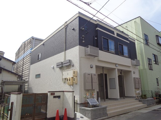メリーシャトレーン 外観写真（昼）