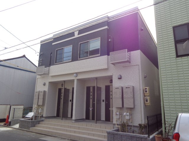 メリーシャトレーン 外観写真（昼）