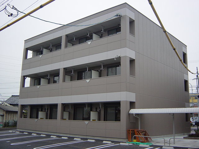 ポラリス 外観写真（昼）