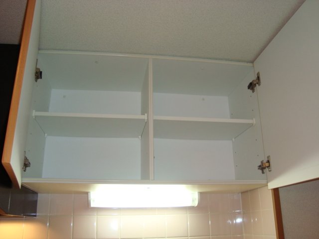 ファロ２１ 収納（キッチン上）