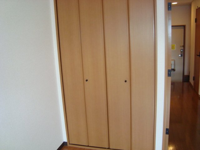 ファロ２１ 収納(閉）
