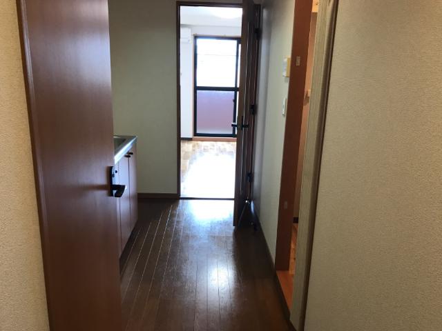 ファロ２１ 廊下