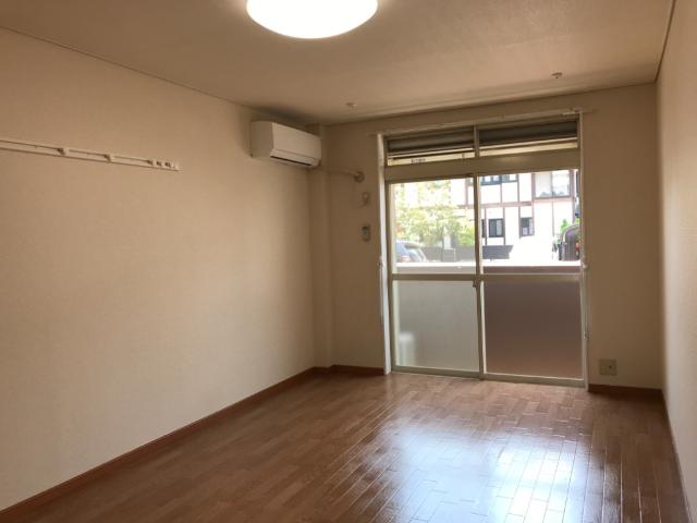 アメニティハイム 洋室