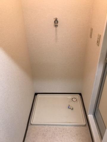 アメニティハイム 洗濯機置場