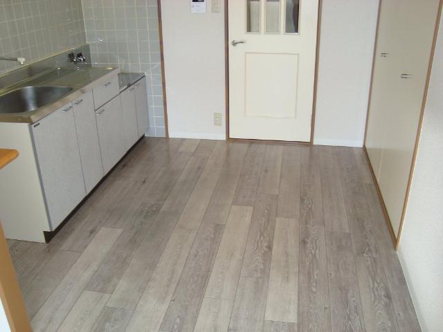 風のささやき ダイニング