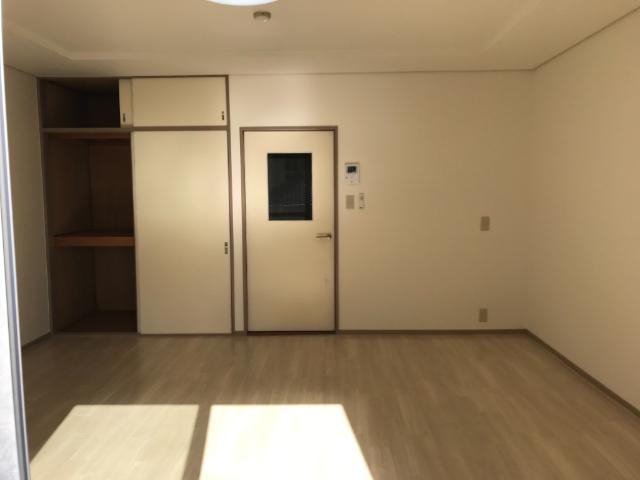 ブライトプレイスあゆち 洋室