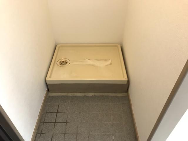 ブライトプレイスあゆち 洗濯機置場