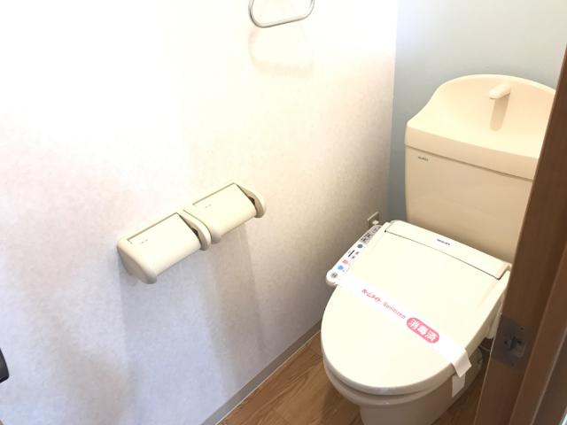 コンフォース中平 シャワー付トイレ