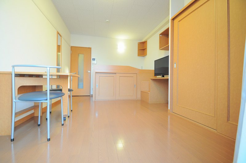 レオパレスアトリウム 収納ベッド付のお部屋です