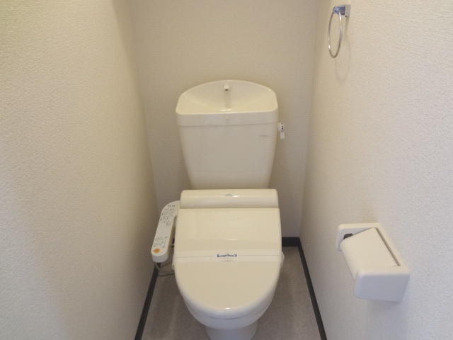 レオパレスマンデイ 温水洗浄便座