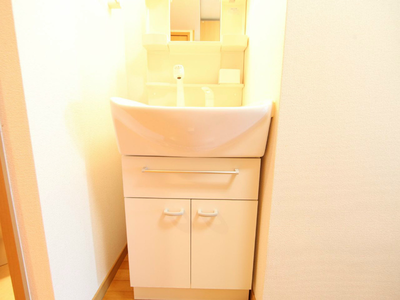 グランツ丸の内 シャンプードレッサー