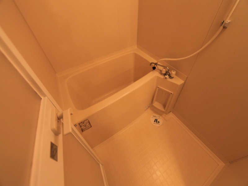 コンフォートピア・アツミ バスルーム　お風呂トイレ別