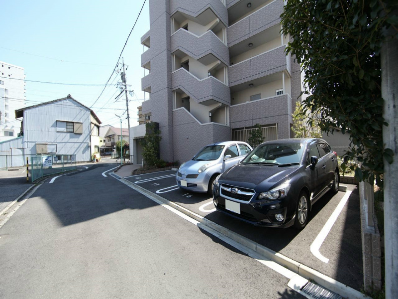 ＬａＩｓｌａＧｒａｎｄｅ（ライスラグランデ） 敷地内平面駐車場