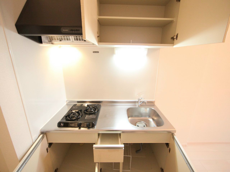 Ｌｕｇａｒ　ｂｏｎｉｔｏ（ルガルボニート） システムキッチン（ガス2口）冷蔵庫・レンジご用意できます