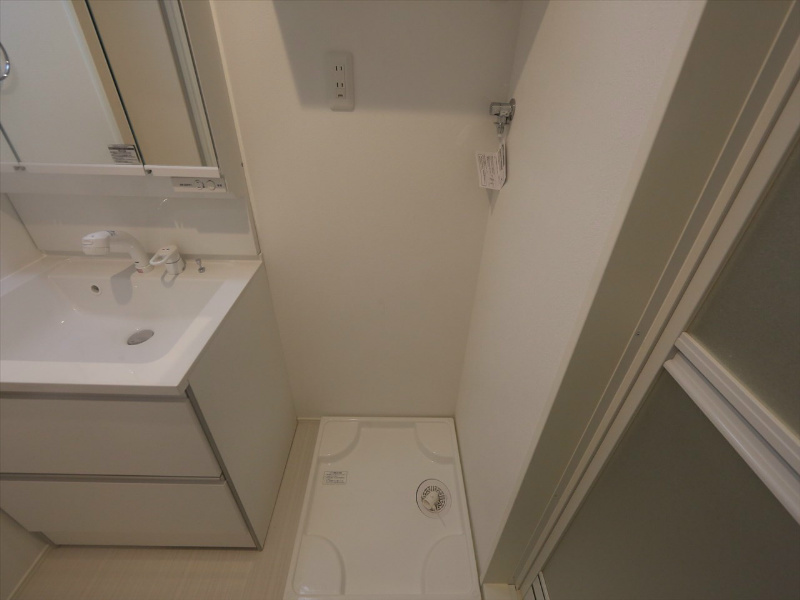 ＣｌａｉｒＰｌａｇｅ 脱衣所　室内洗濯機置き場　同仕様写真