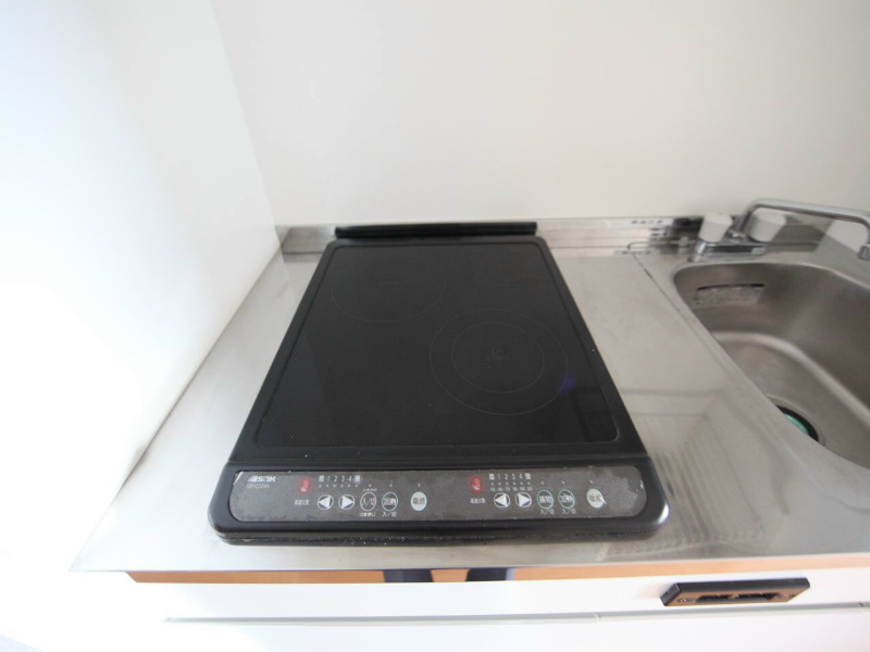 エトワール烏森 システムキッチン　IH2口コンロ