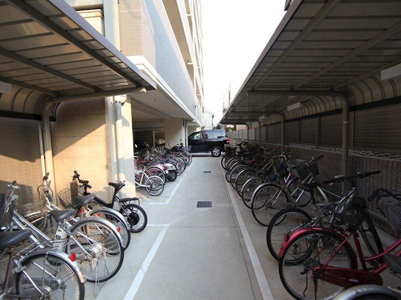 スクエア名古屋港 屋根付き駐輪場