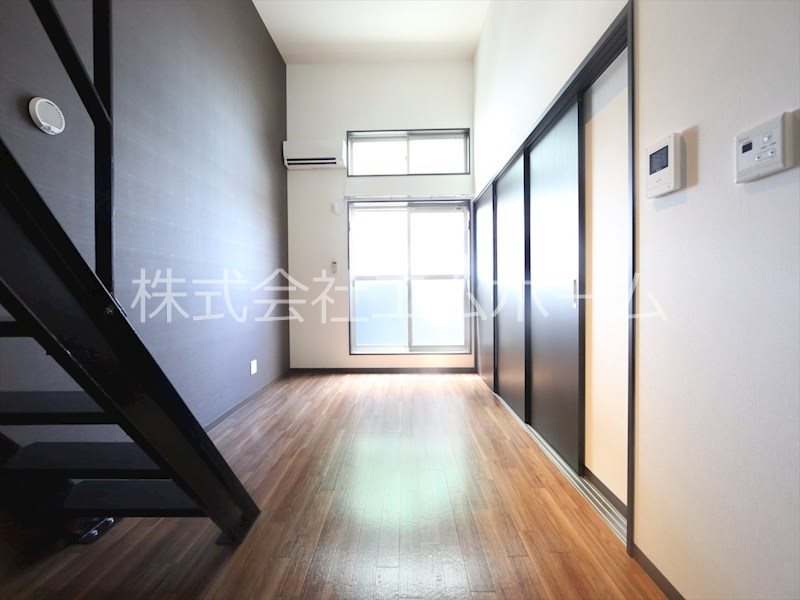 Ａｍｐｉｏ高畑 ＬＤＫ10.4帖　洋室3.6帖　上段ロフト8.9帖　同型写真