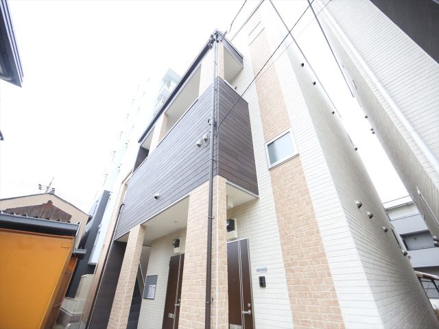 レジナス八熊 ロフトに階段で上がれます(階段式ロフト) 愛知県名古屋市中川区八熊3丁目6-19-1