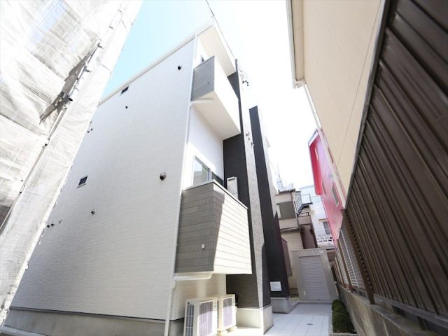 SQUARE千種 ロフトに階段で上がれます(階段式ロフト)愛知県名古屋市千種区千種1丁目27-24