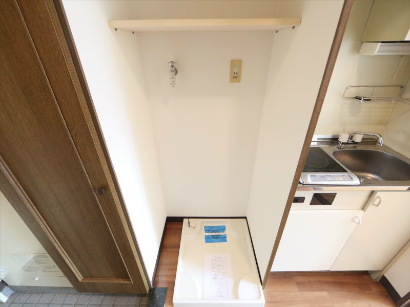 キングスコート今池 室内洗濯機置場　洗濯機ご用意できます。