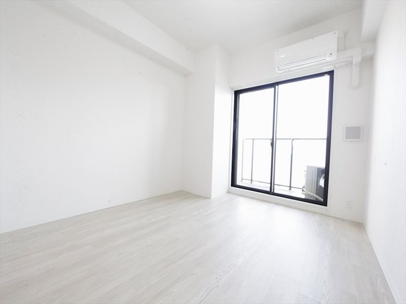 S-RESIDENCE池下駅前 洋室7.3帖　エアコン完備　バルコニーに面しています