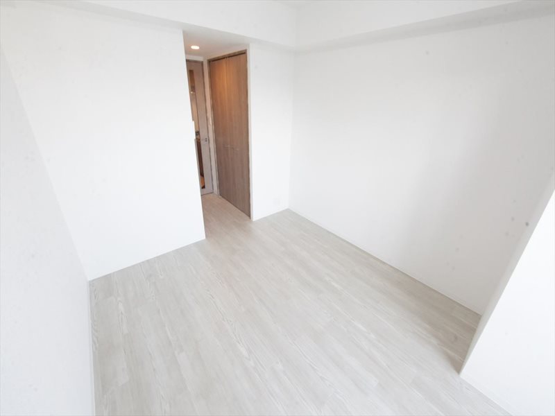 S-RESIDENCE池下駅前 洋室7.3帖　エアコン完備　バルコニーに面しています