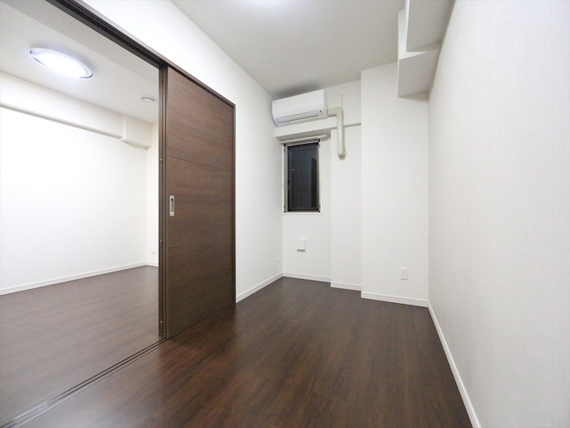 ＲＥＳＩＤＥＮＣＥ丸の内七間町 ＬＤＫ10.7帖　洋室5.2帖　つなげても仕切っても使えます