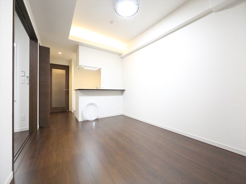 ＲＥＳＩＤＥＮＣＥ丸の内七間町 ＬＤＫ10.7帖　カウンターキッチン　エアコン付　バルコニー