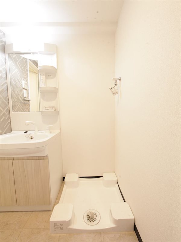 S-RESIDENCE星ヶ丘 室内洗濯機置場