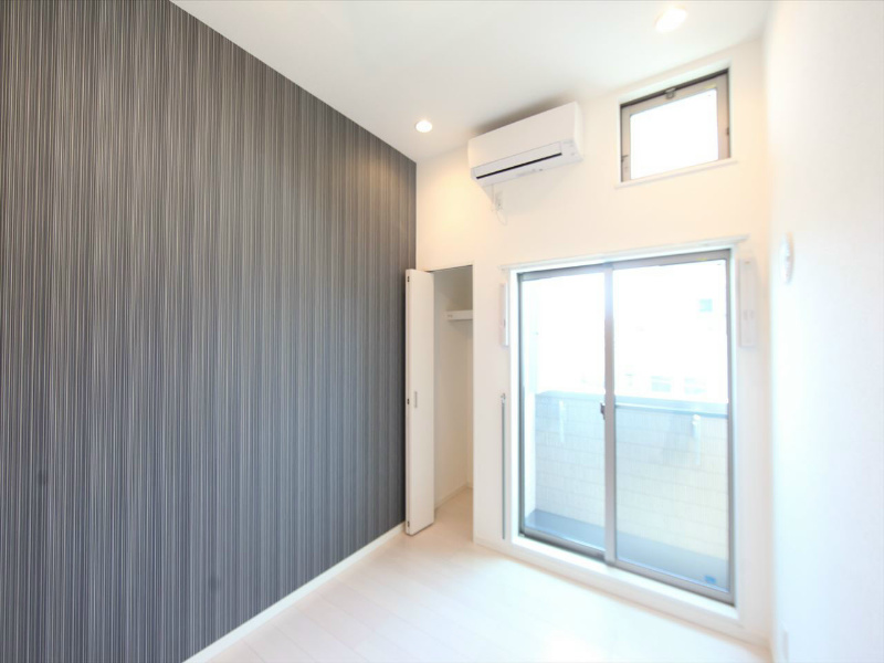 グラン・ルーチェ 洋室6帖　上階ロフト6帖（収納でもお部屋でも使えます）