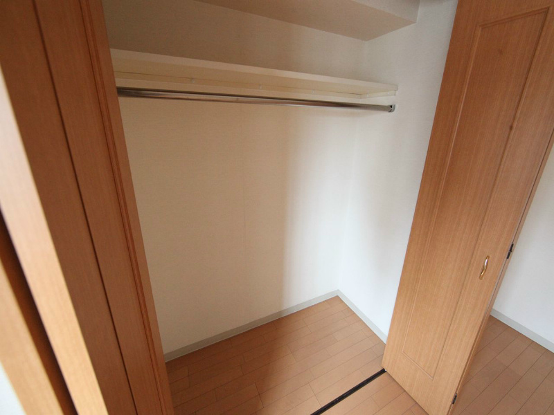 アビタシオン葵 クローゼット　収納充実してます