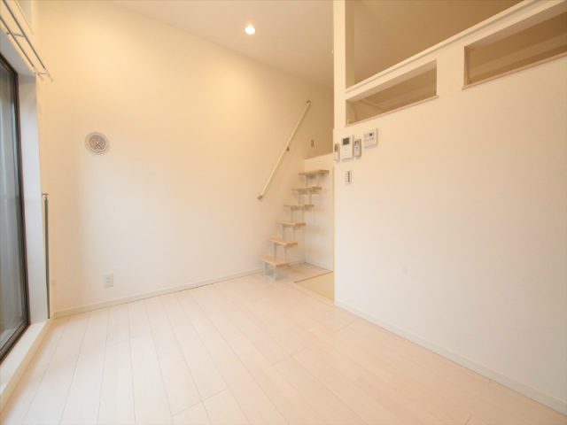 グランディ ロフトに階段で上がります(階段式ロフト) 愛知県名古屋市千種区千種3丁目16-22