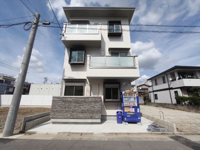 クラージュ黒川 愛知県名古屋市北区八代町1丁目48-2