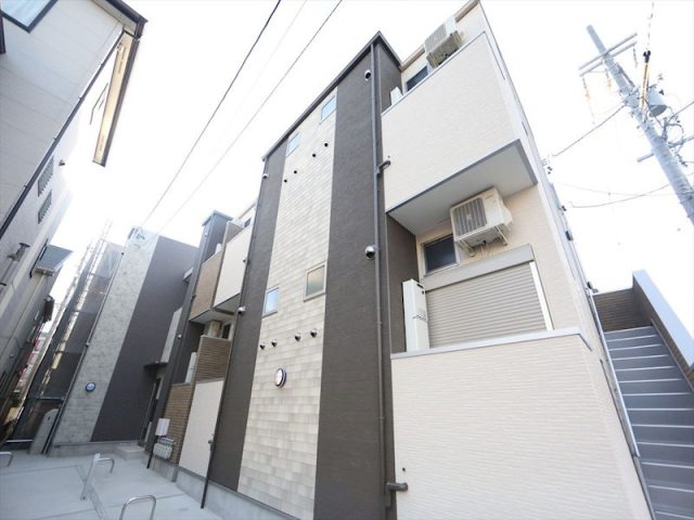 ラファン熱田 ロフトに階段で上がれます(階段式ロフト) 愛知県名古屋市熱田区四番2丁目15番20号-2