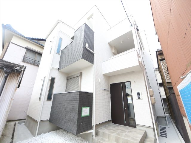 GrandticCordonBleu堀田(グランティックコルドンブルー堀田) 2階にはルーフバルコニー 愛知県名古屋市瑞穂区荒崎町2-15