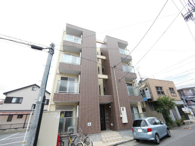 Supreme(スプリーム) 愛知県名古屋市中川区尾頭橋2丁目13-2
