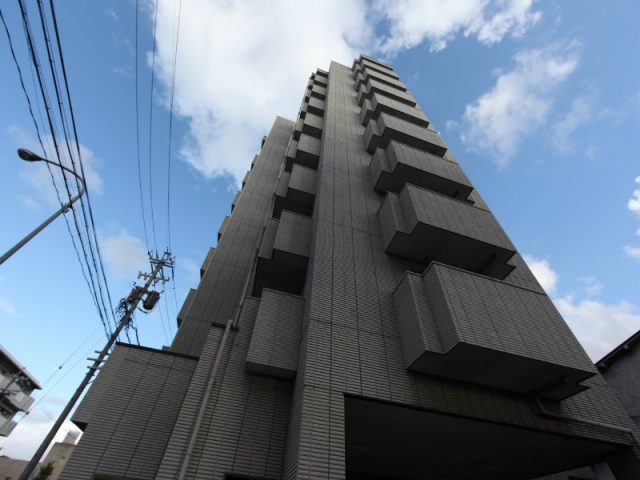 センチュリーパーク八熊 愛知県名古屋市中川区柳川町4-21