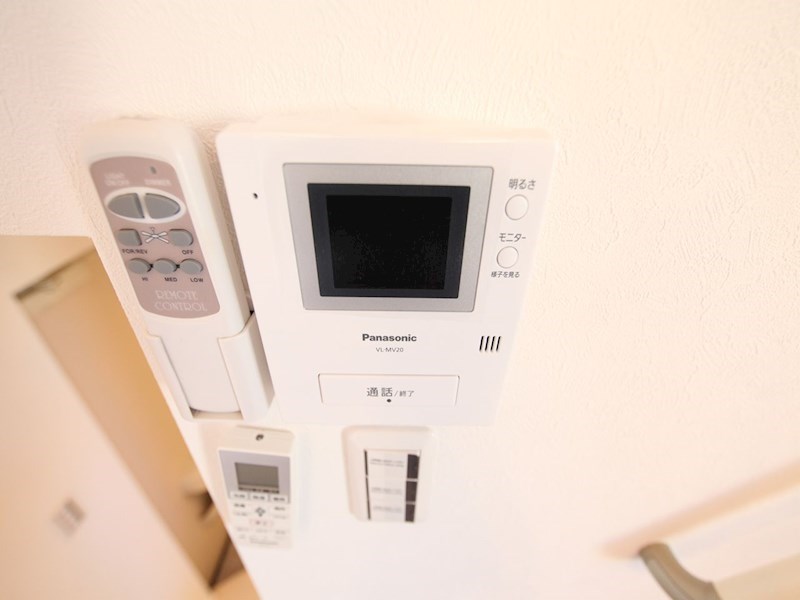 ＤＥＳＩＧＮＳＱＵＡＲＥ（デザインスクエア） ＴＶモニター付インターホン