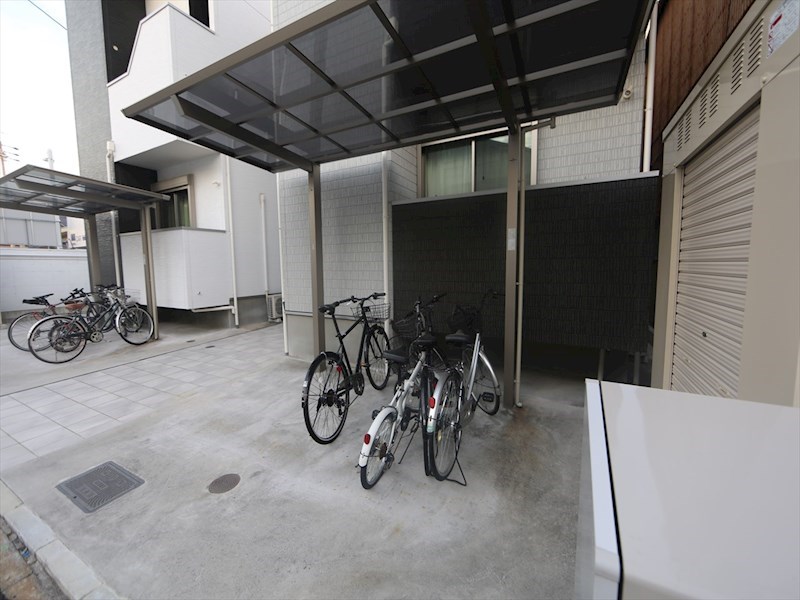 ＧＲＡＮＤＴＩＣ金山 屋根付き駐輪場
