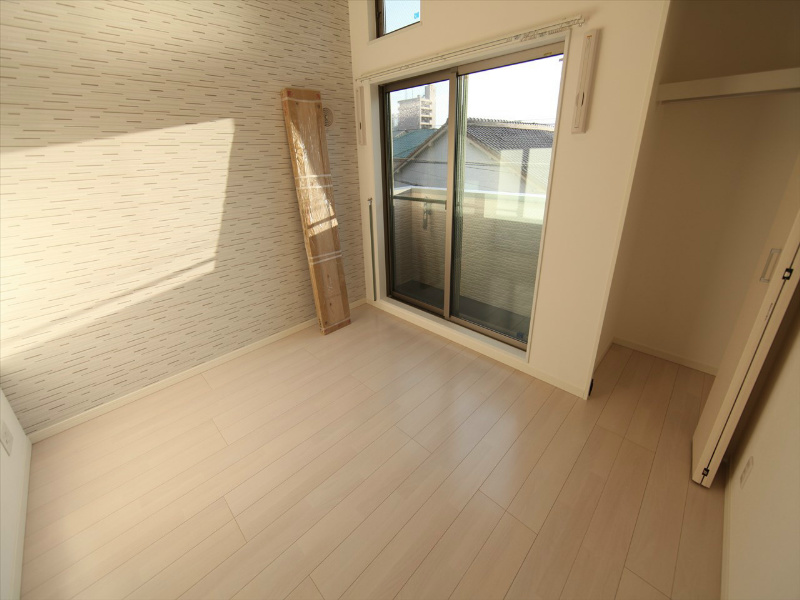 クレール名駅 洋室6帖　上段ロフト6.1帖（収納でも部屋でも使えます）