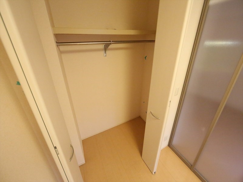マメゾン西日置 クローゼット（収納充実してます）