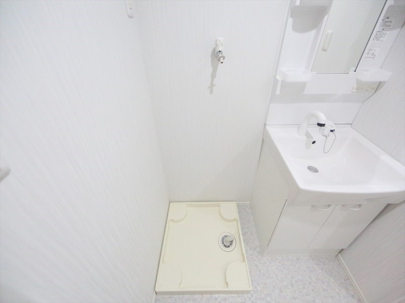 グランレーヴ大須観音 脱衣所　室内洗濯機置き場