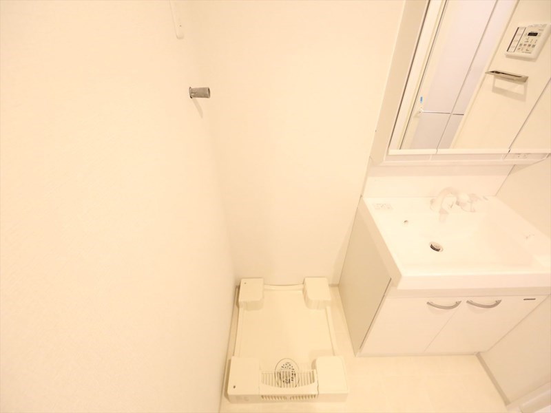 エクラン上前津 脱衣所　室内洗濯機置き場