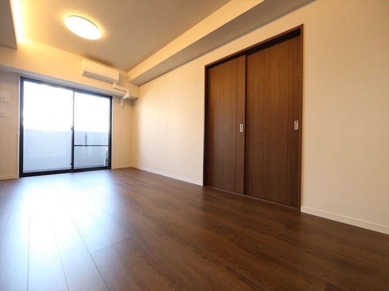 Ｄｉｍｏｒａ名駅南 ＬＤＫ15.5帖　エアコン付　カウンターキッチン　バルコニー