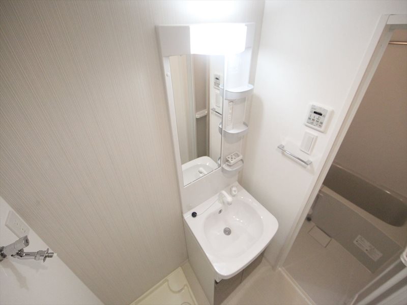 S-RESIDENCE名駅North 脱衣所　独立洗面台（シャンプードレッサー付）収納スペース有