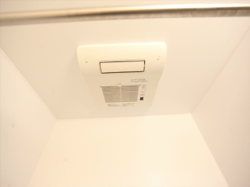 クリークコート 浴室暖房乾燥機付　24時間換気機能付バスルーム