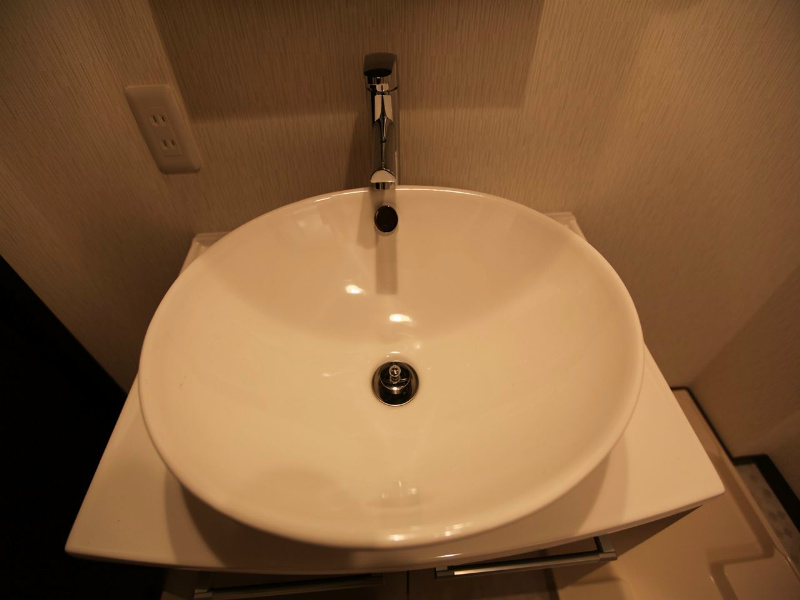Ｌｕｃｋ（ラック） 脱衣所　デザイン洗面台　洗濯機ご用意できます